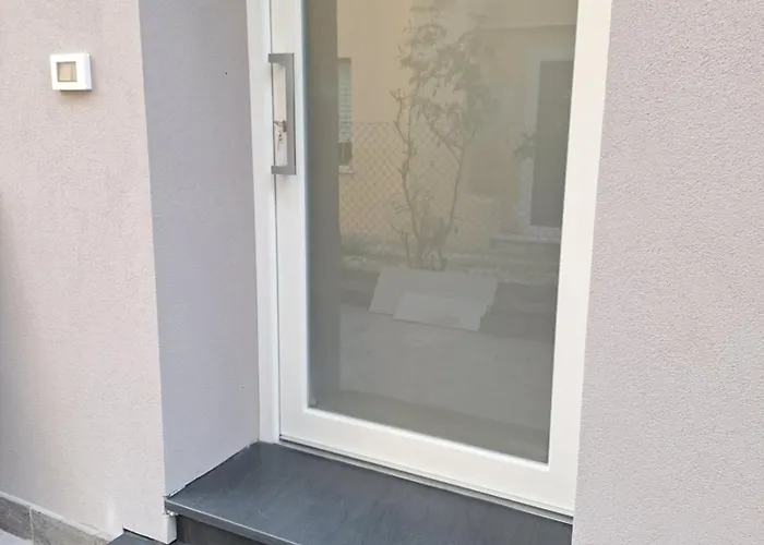 Bilocale Moderno Sabbia E Cielo - 5min Dal Mare Rimini